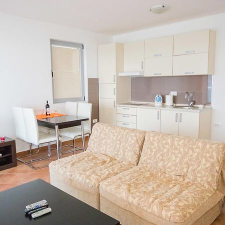 Apartments Palma Dobra Voda Ngoại thất bức ảnh